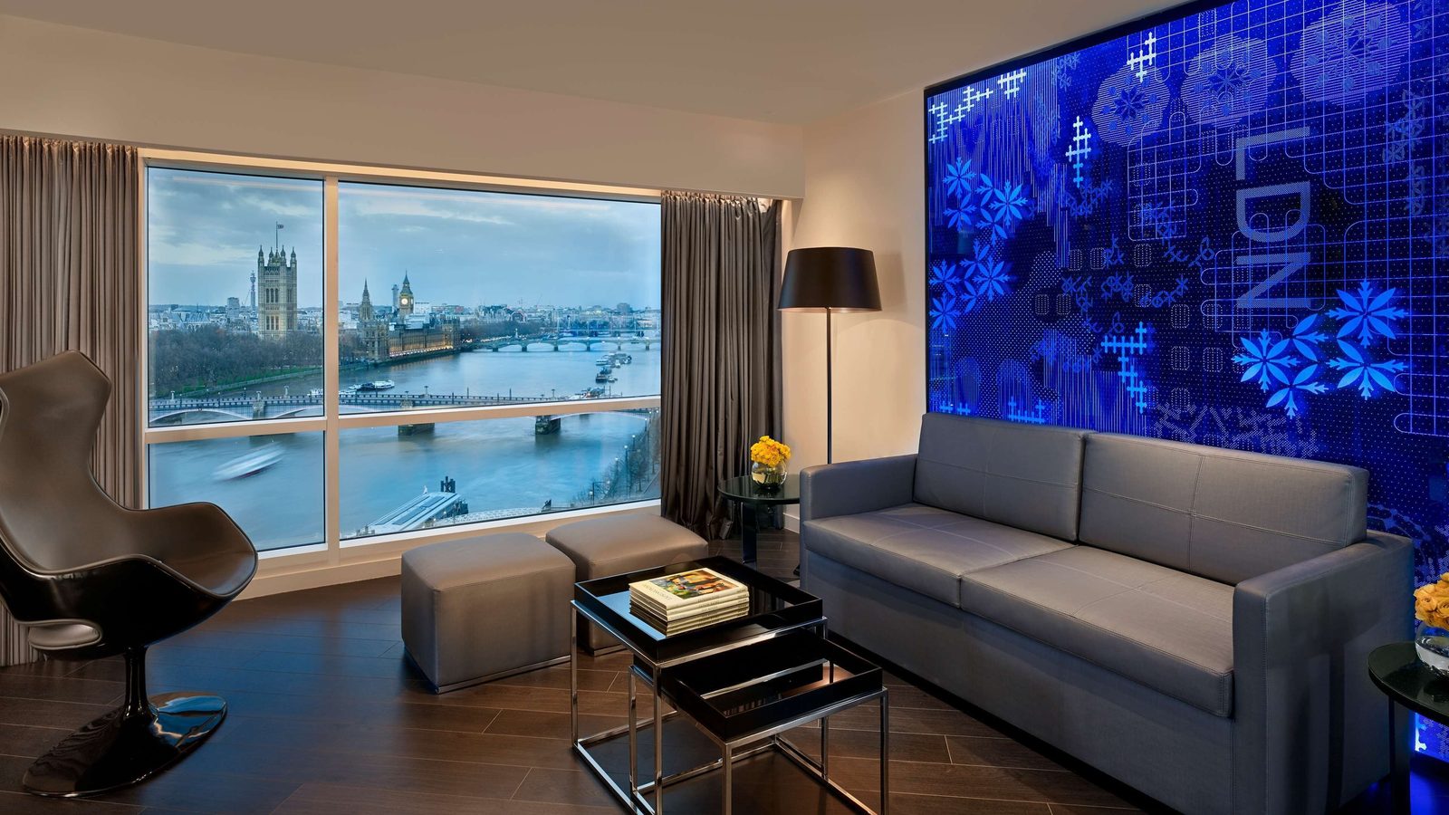One-bedroom suite with river view and balcony